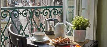Lisbon Colours Bairro Alto Apartments