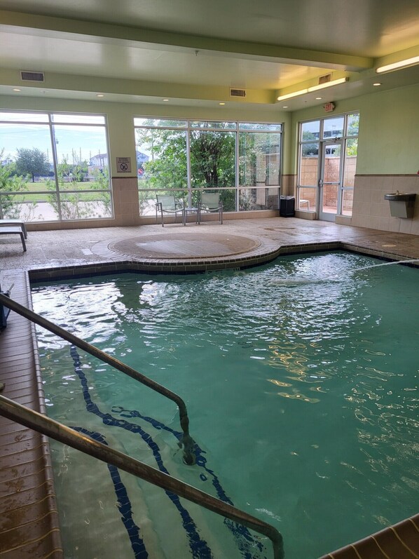 Una piscina techada