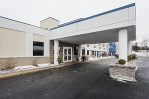 Exterior - Quality Hotel (Clarenville)
