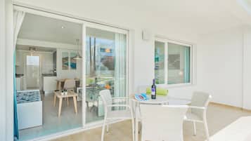 Apartment, 2 Bedrooms | Terrace/patio