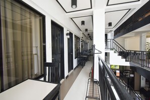 Standard King/Twin (3rd Floor) | In-room safe, iron/ironing board, free WiFi - Swiftlets Inn (El Nido)