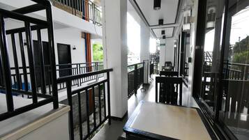 1 bedroom, in-room safe, iron/ironing board, free WiFi