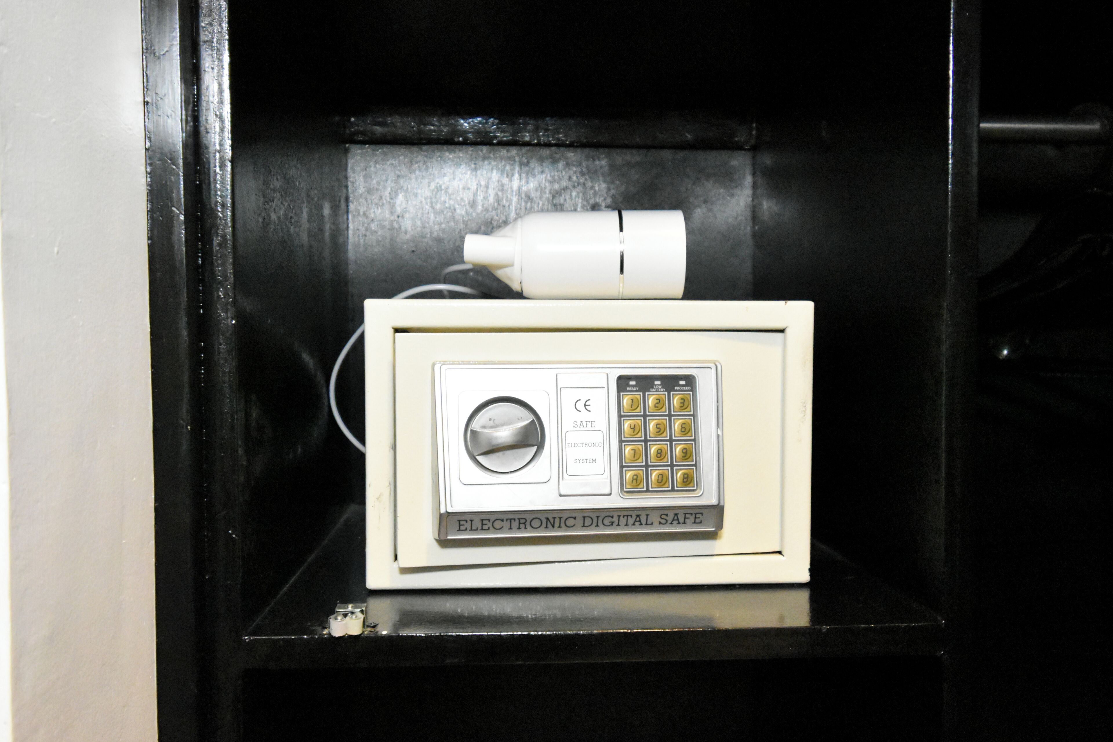 in-room safe, iron/ironing board, free wifi