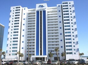 Exterior - Club Regency in Regency Towers (Myrtle Beach)
