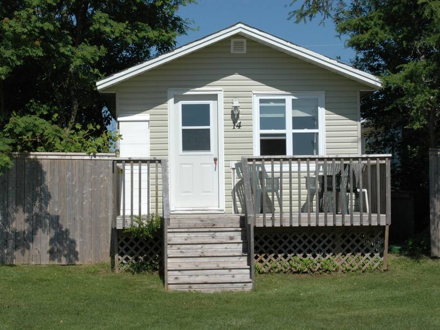 Cottage, 2 Double Beds (Open Concept) | Minibar, soundproofing, free WiFi, bed sheets