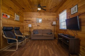 Casa de campo Deluxe, 2 habitaciones (1 queen and 2 double beds) | Minibar, sistema de insonorización, wifi gratis y ropa de cama