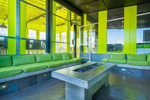 Terrace/patio - Z Loft Extended Stay Hotel (St. Robert)