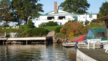 Dock