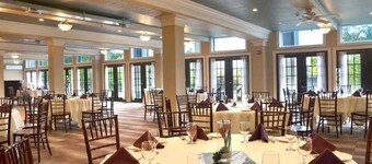 Niagara Crossing Hotel & Spa