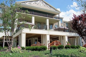Exterior - Niagara Crossing Hotel & Spa (Lewiston)