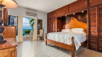 1 slaapkamer, luxe beddengoed, een strijkplank/strijkijzer