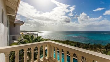 Premium-Villa, 4 Schlafzimmer, eigener Pool, Meerblick | Balkon