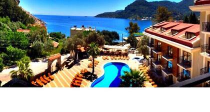 Meril Hotel