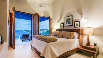 1 bedroom, premium bedding, desk, iron/ironing board