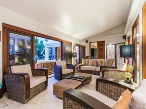 Premium Villa, 3 Bedrooms, Private Pool, Ocean View | Living area