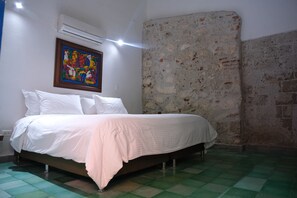 Superior kamer | Een kluis op de kamer, gratis wifi, beddengoed