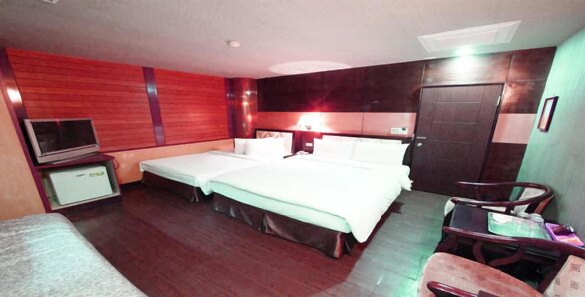 Desk, rollaway beds, free WiFi, bed sheets