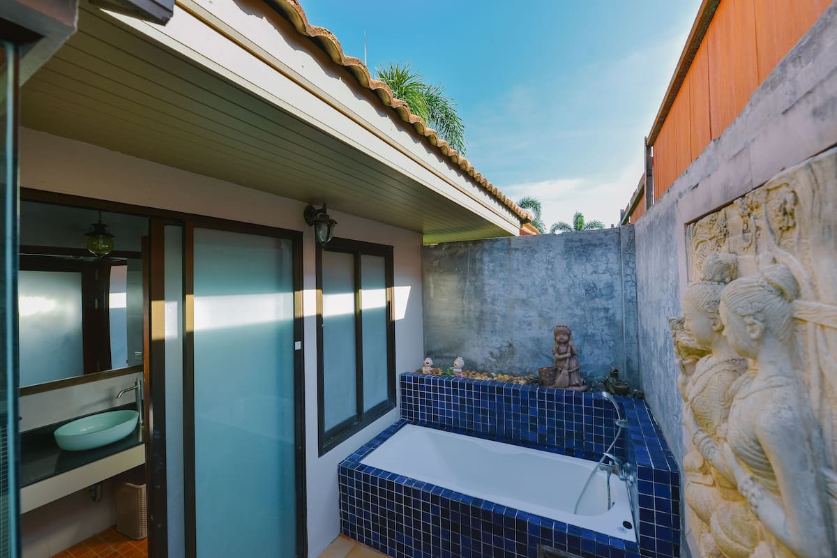 free toiletries, hair dryer, bathrobes, slippers