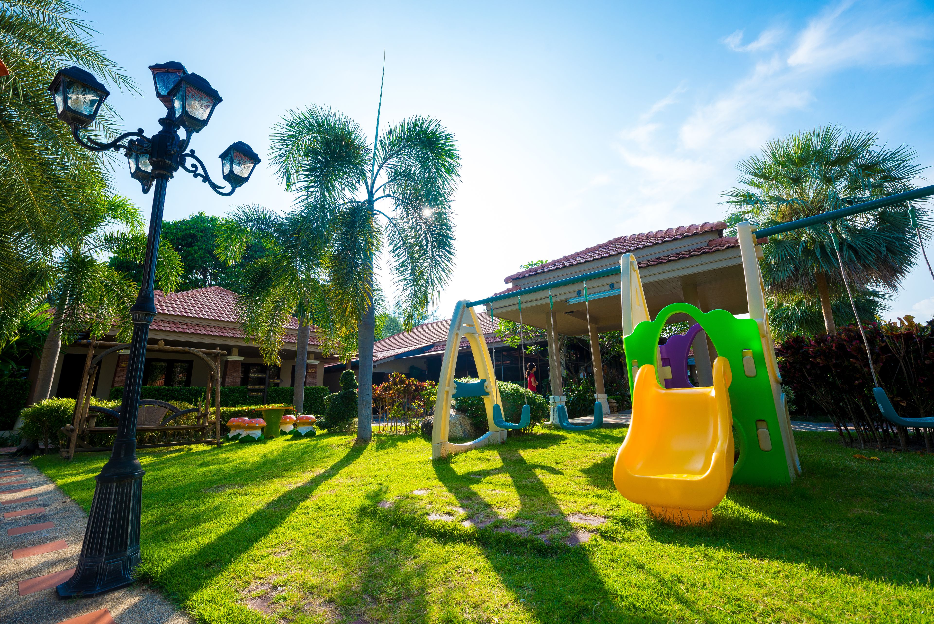 children’s play area – outdoor