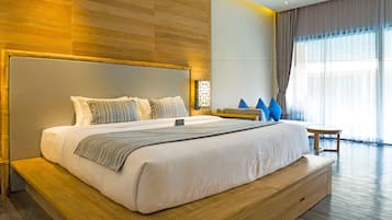 Superior Pool View Double Room | Allergiatestatut vuodevaatteet, minibaari, tallelokero huoneessa