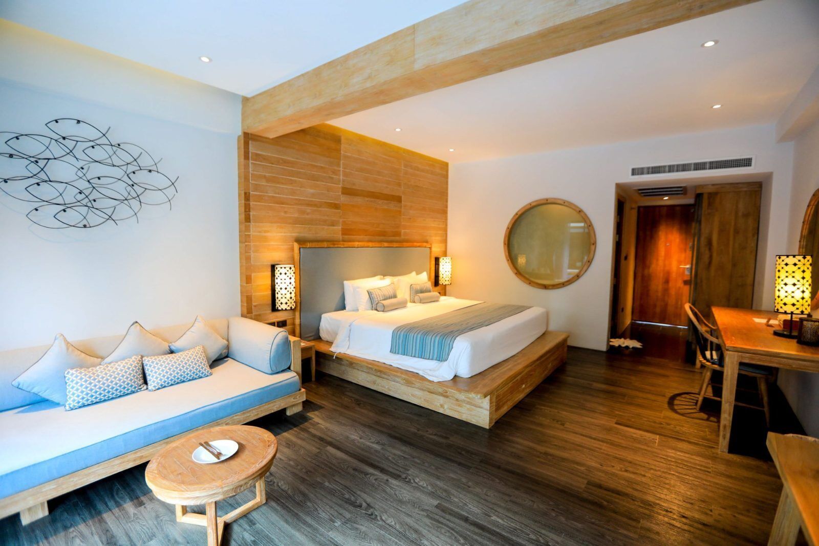 Ropa de cama hipoalergénica y minibar 