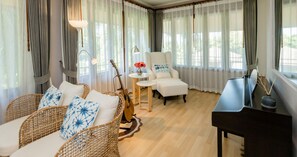 Jacuzzi Exclusive Family 1 Bedroom | Living area - The Cliff Lipe (Koh Lipe)