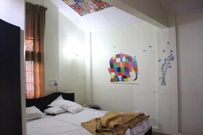 Superior Double Room, 1 Double Bed, City View | Bathroom | Shower, free toiletries, towels - Hotel Ritz (Pune)