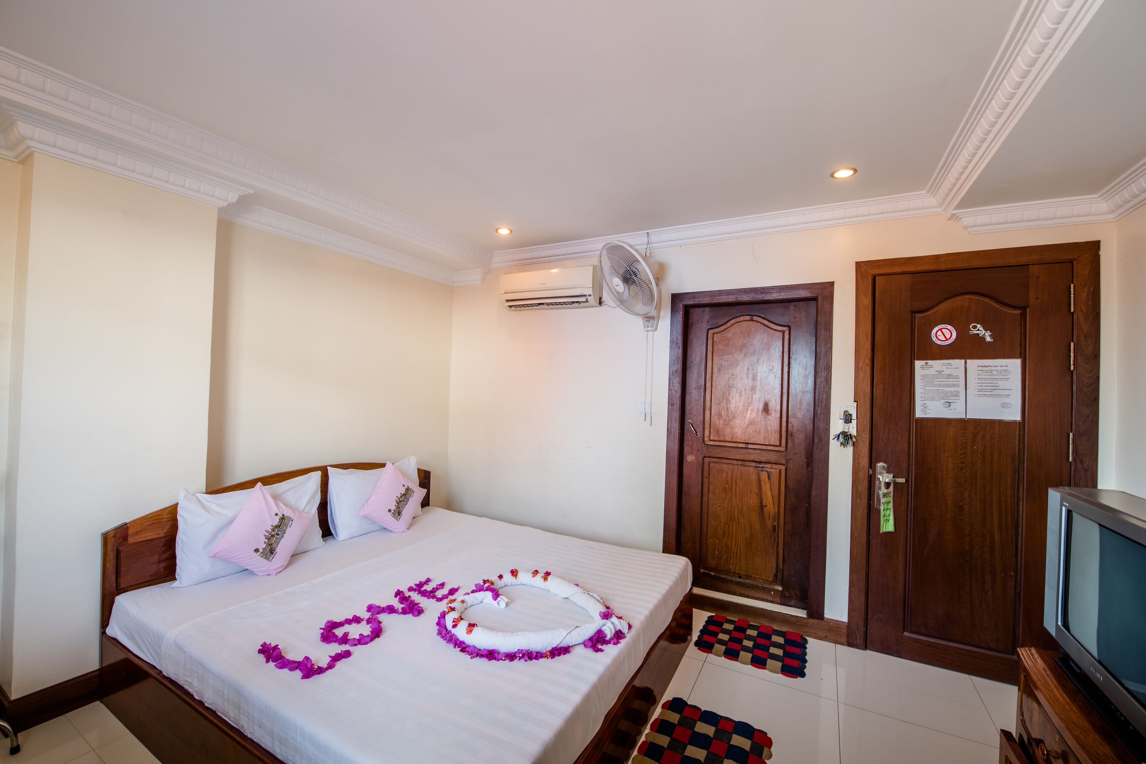 Photo - Seng Hout Hotel