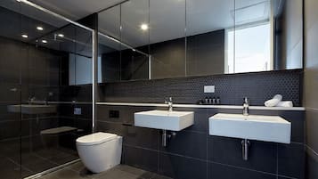 Three Bedroom Penthouse | Bathroom