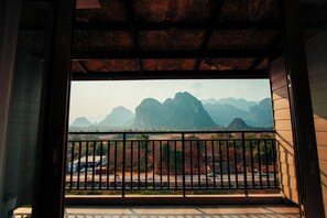 Habitación Premier con 2 camas individuales, para no fumadores, vista a la montaña | Vista a la montaña