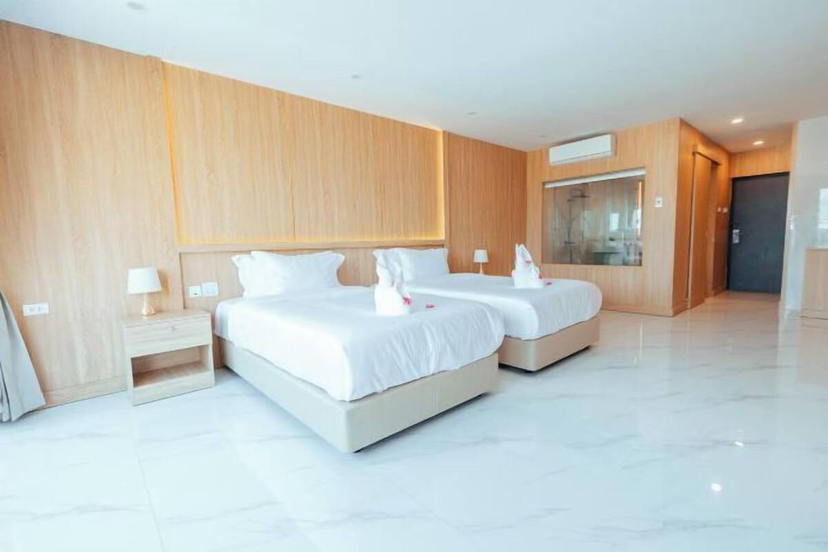 1 habitación, ropa de cama de alta calidad y minibar