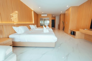 Premier-Zweibettzimmer, Nichtraucher, Bergblick | Hochwertige Bettwaren, Minibar, Zimmersafe, individuell dekoriert