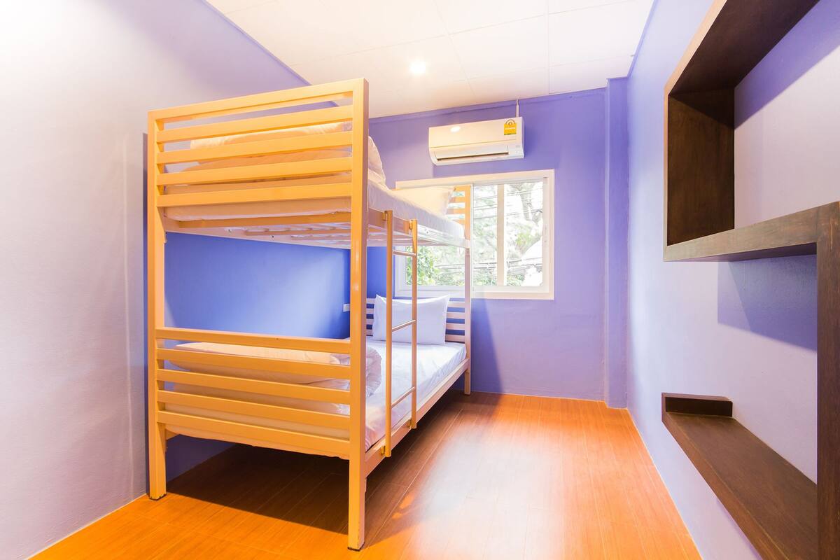 Standard Bunk Bed Room