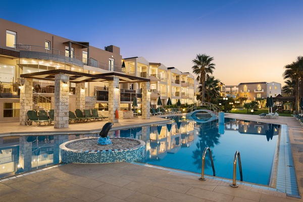 2 outdoor pools, pool umbrellas, sun loungers