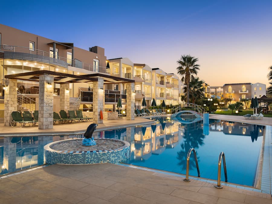 2 outdoor pools, pool umbrellas, pool loungers