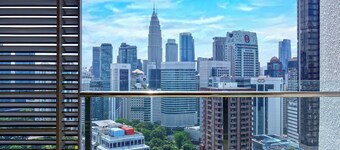 Sunday Hotel Near Petronas Twin Tower (Formerly Suasana Suites)