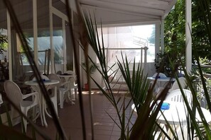 Terrace/patio - Hotel Nives (Rimini)