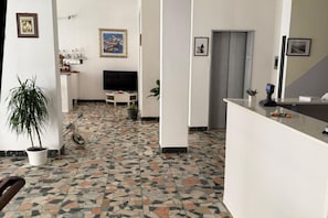 Reception - Hotel Nives (Rimini)