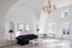 Villa, alberca privada (Amber Light) | 1 habitación, caja de seguridad en la habitación y escritorio