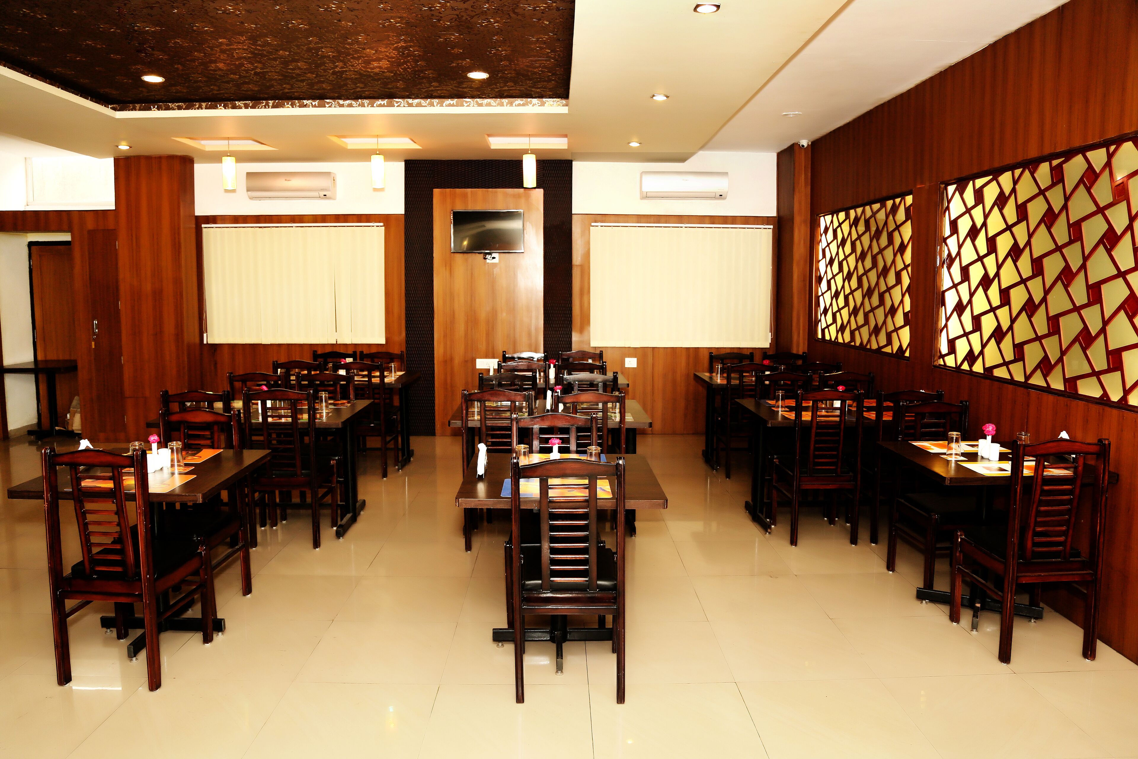 Photo - Narayans Leela Inn