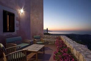 Apartment, 1 Bedroom | Terrace/patio