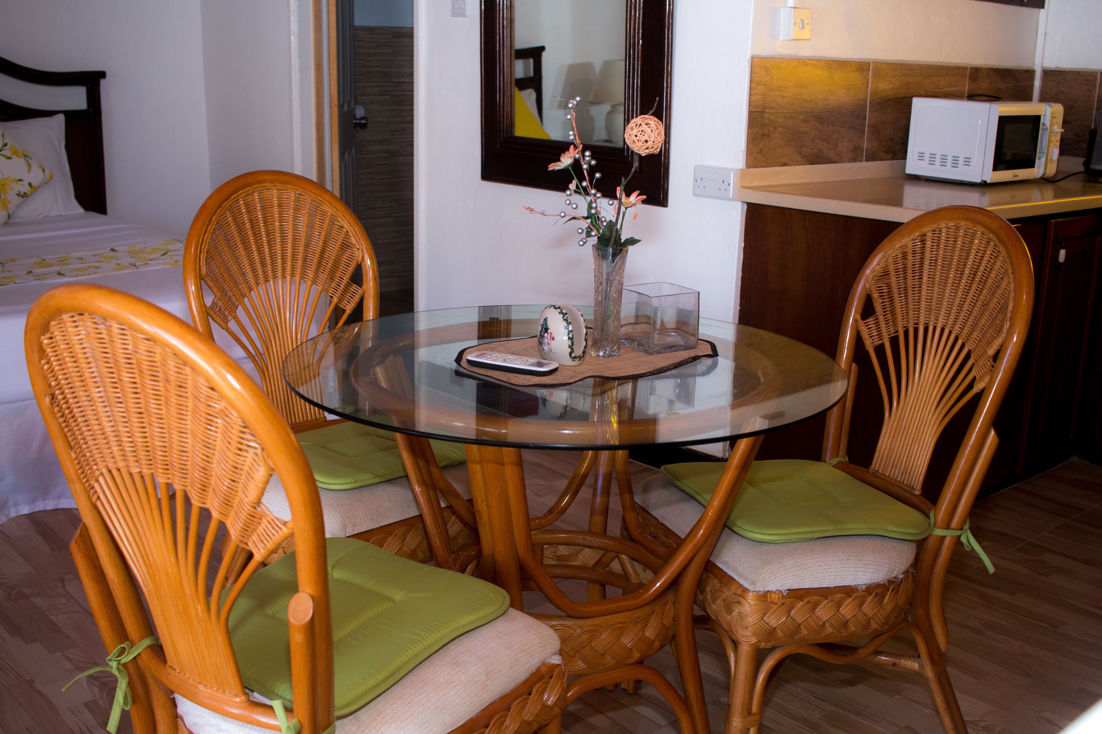 Bungalow, Multiple Beds, Pool View | Private kitchenette | Fridge