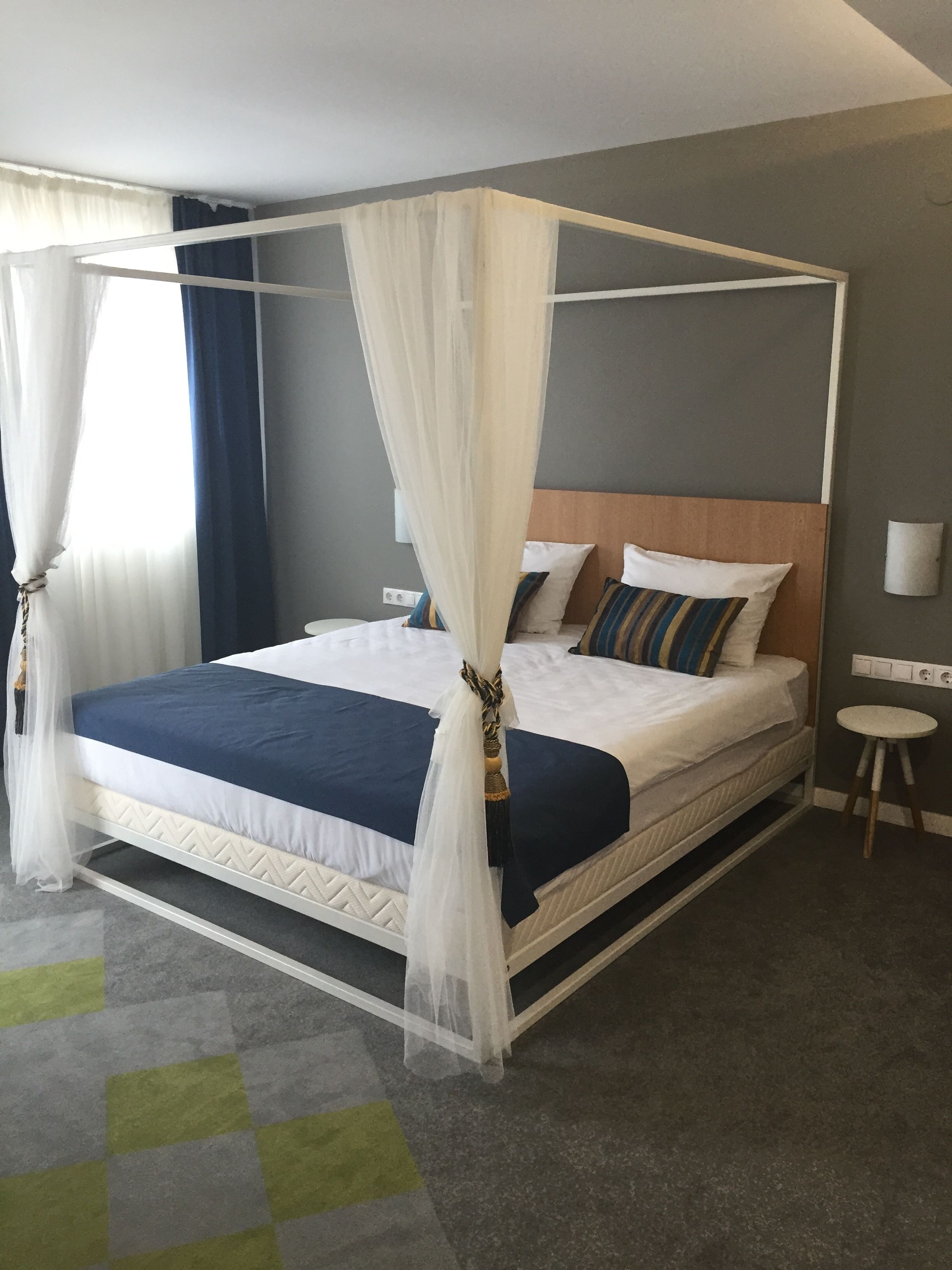 deluxe double room | in-room safe, desk, free cots/infant beds, free wifi