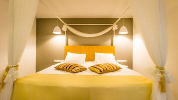 Suite junior | Caja de seguridad en la habitación, escritorio y cunas gratuitas