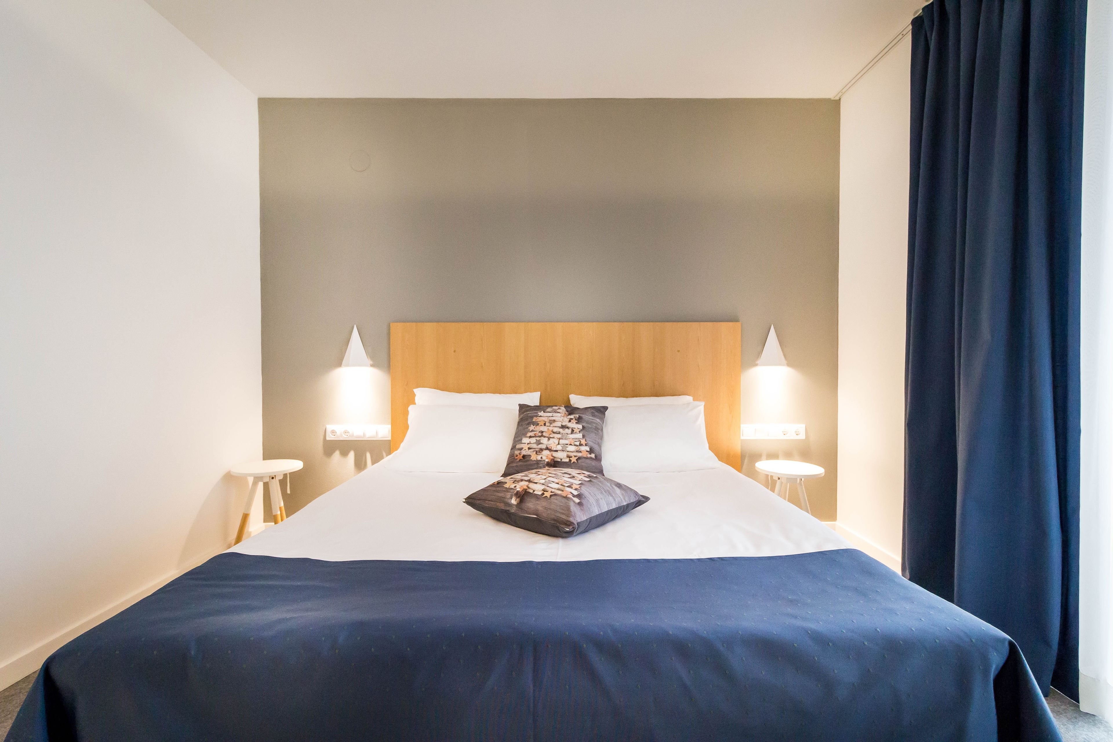 Deluxe Double Room | In-room safe, desk, free cots/infant beds, free WiFi