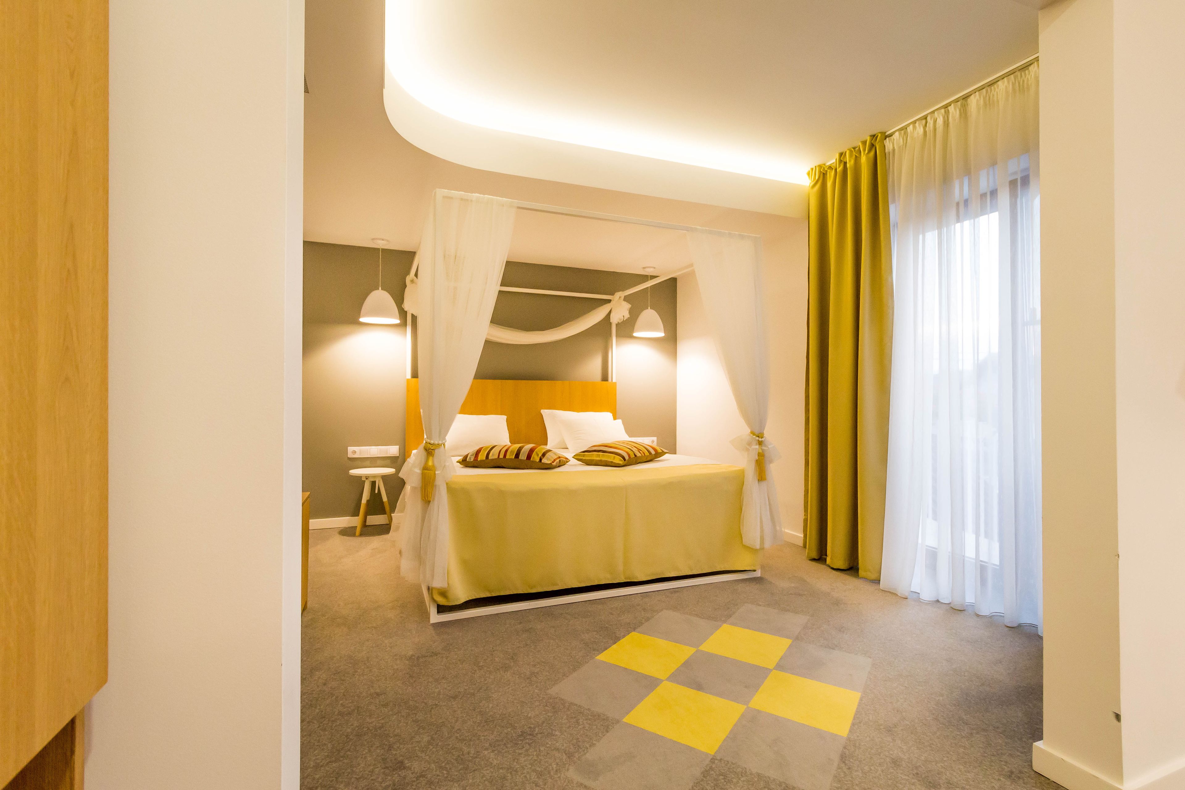 junior suite | in-room safe, desk, free cots/infant beds, free wifi