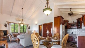 Flat-screen TV - Secret's Oceanfront Vacation Villa (Island Harbour)