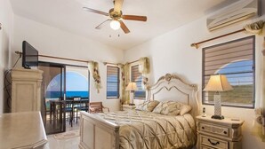 1 bedroom, premium bedding, iron/ironing board, cribs (surcharge) - Secret's Oceanfront Vacation Villa (Island Harbour)