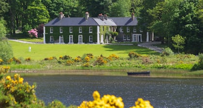 Delphi Lodge & Estate