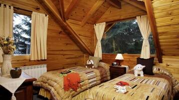 Bungalow, 3 Bedrooms (Bungalow n°1) | In-room safe, free cribs/infant beds, free WiFi